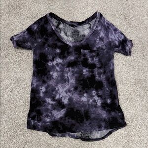 Rock & Republic Black and Purple Tie-Dye V-Neck Pocket Tee